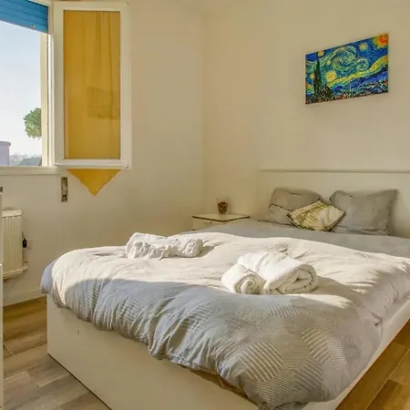 Modern In Lido Di Pomposa, 50 M² With Balcony. Apartament