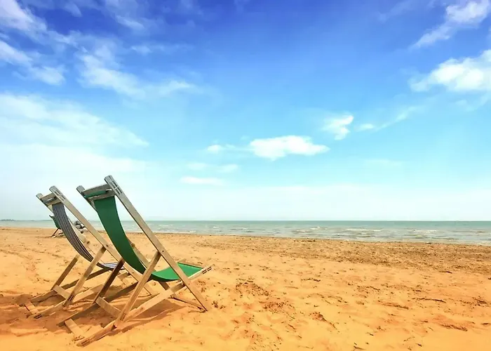 Modern In Lido Di Pomposa, 50 M² With Balcony.