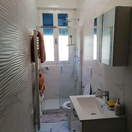 Apartment Seaside Apartment: Beach-close With View