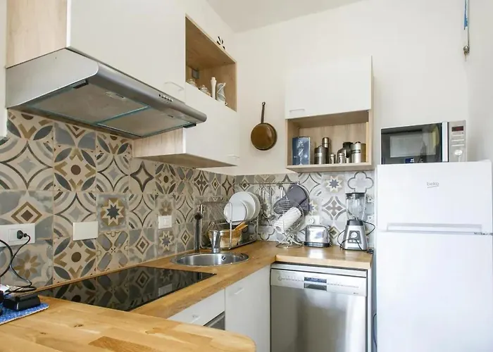 Appartement Modern In Lido Di Pomposa, 50 M² With Balcony. *